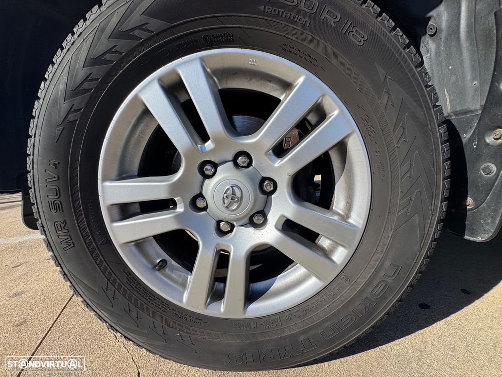 Toyota Land Cruiser - 8