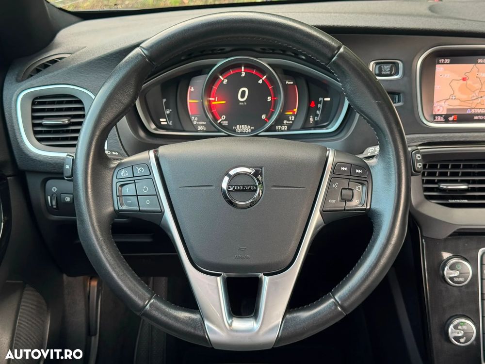 Volvo V40 D2 Geartronic Pro - 27