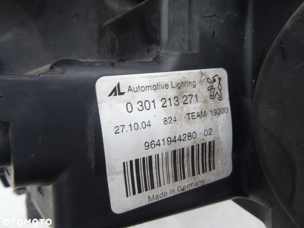 Peugeot 407 lampa lewy przód lewa przednia przedni reflektor xenon - 8