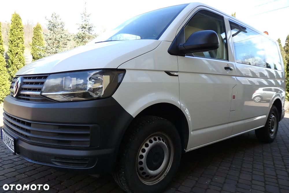 Volkswagen Transporter - 22