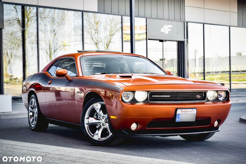 Dodge Challenger