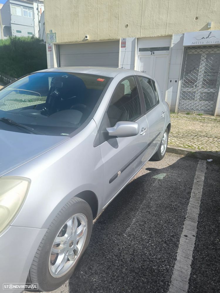 Renault Clio 1.2 16V Dynamique - 3
