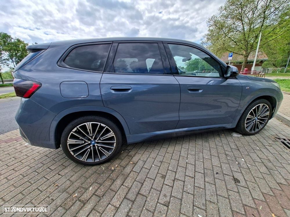 BMW iX1 xDrive30 Pack Desportivo M Pro - 11