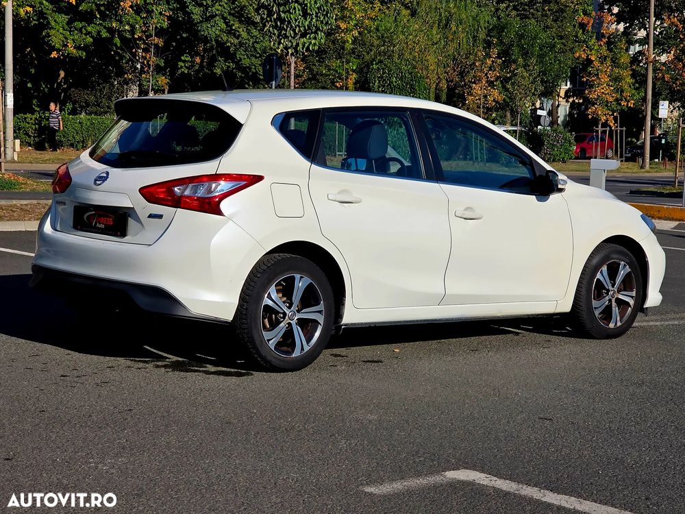 Nissan Pulsar 2015 photo 4