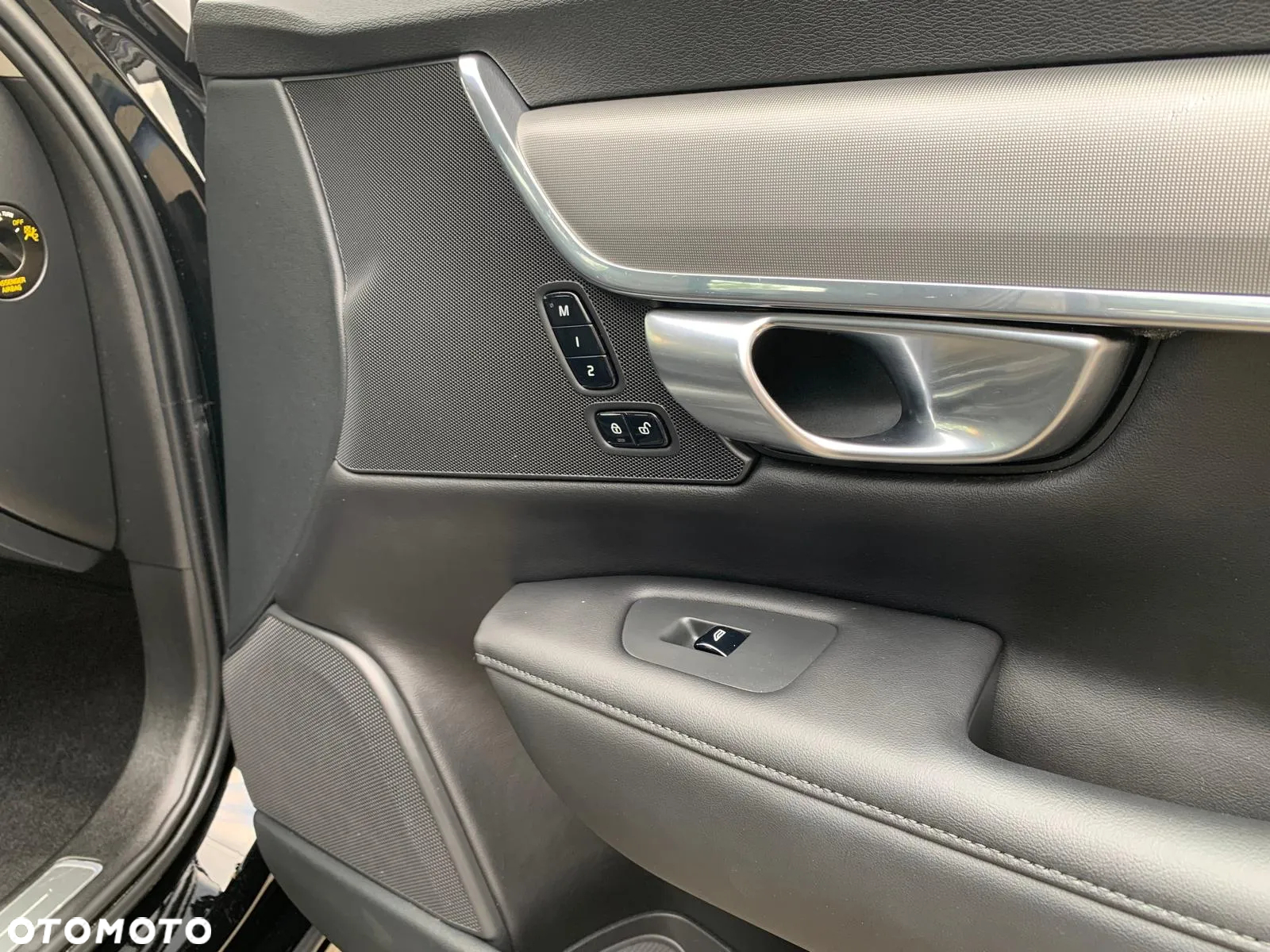 Volvo V90 T6 AWD Plug-In Hybrid Plus Bright - 22
