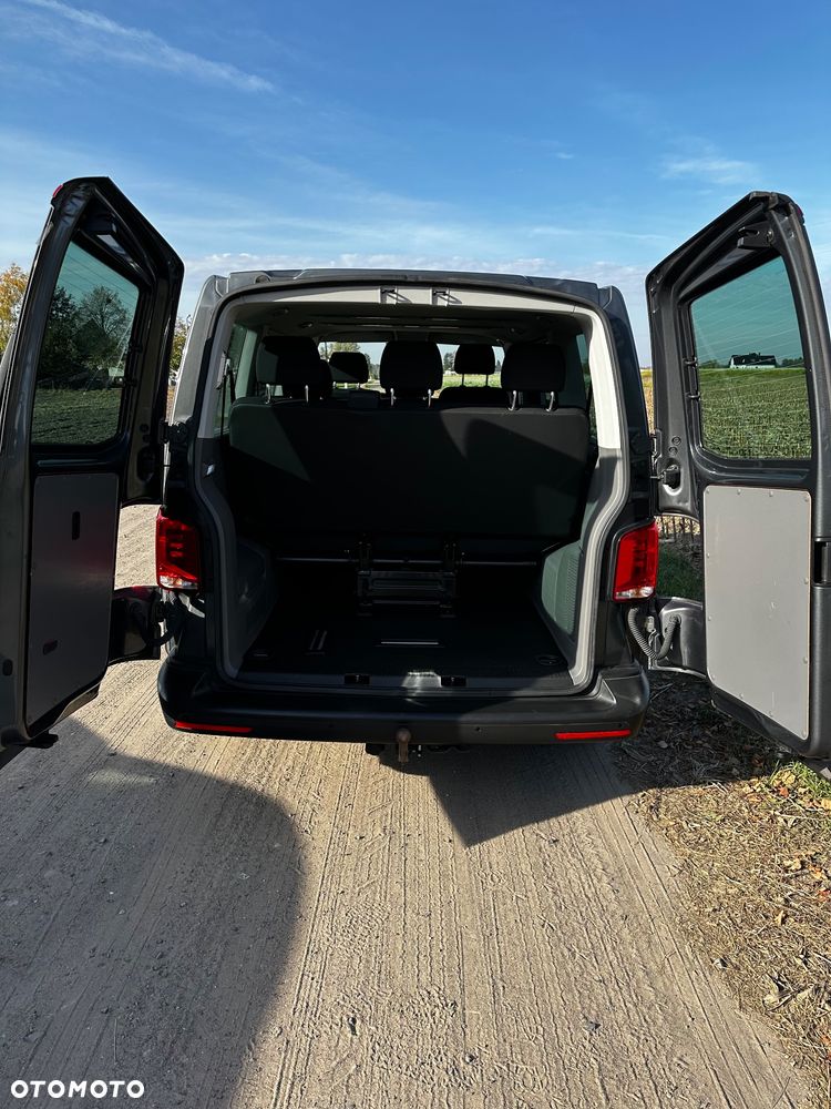Volkswagen Caravelle - 3