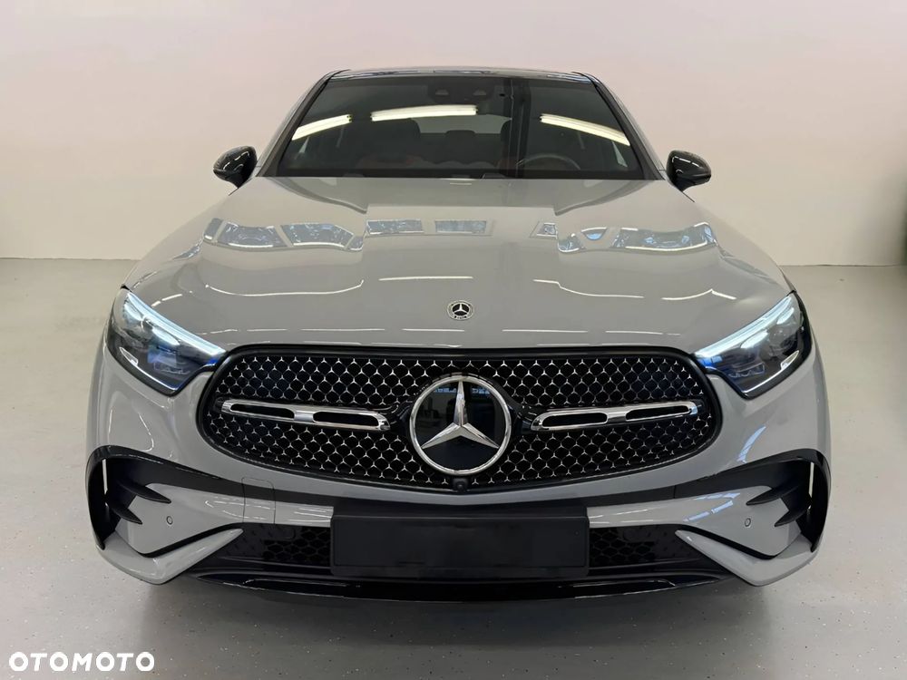 Mercedes-Benz GLC Coupe 300 4-Matic - 4