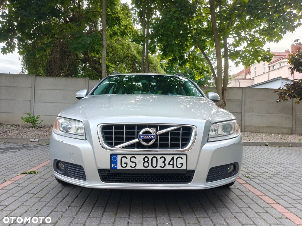 Volvo V70 - 2
