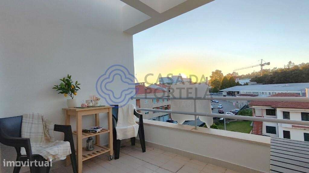 Apartamento T3 em Sta Maria da Feira às portas do Hospital! - Grande imagem: 2/36