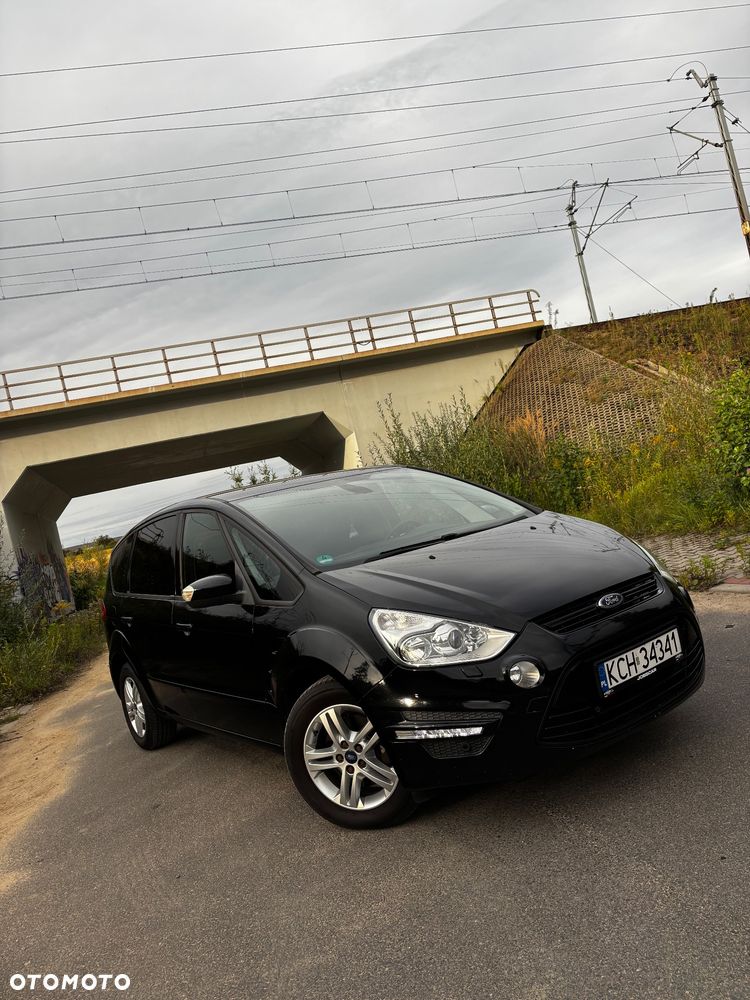 Ford S-Max 2012 photo 3