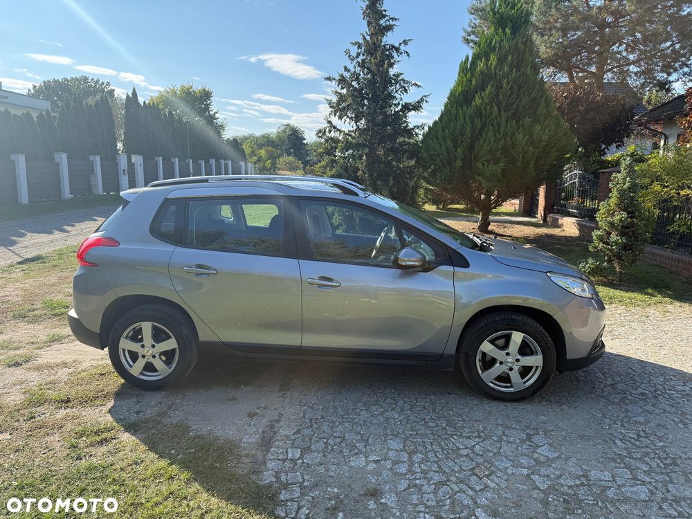 Peugeot 2008 1.2 Pure Tech Active S&S EAT6 - 5