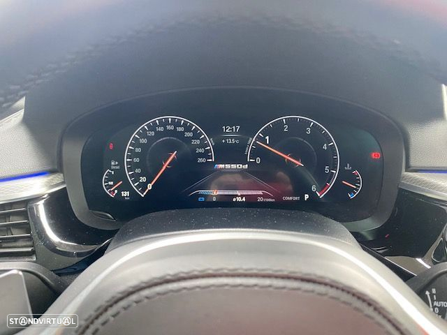 BMW M550d - 36