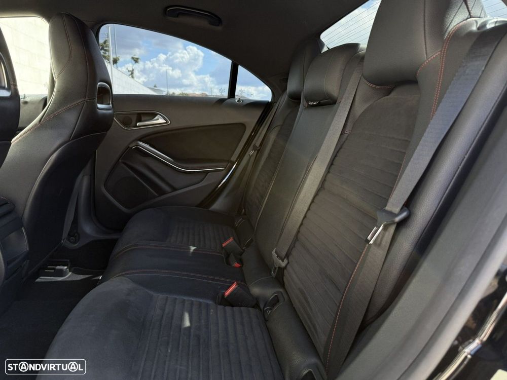 Mercedes-Benz CLA 200 d AMG Line - 15