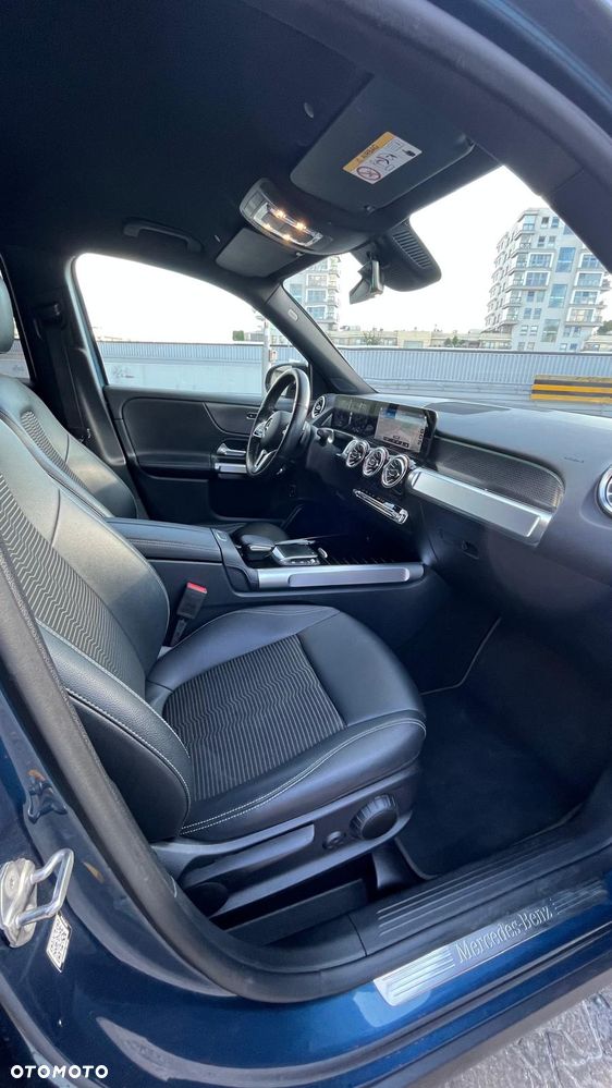 Mercedes-Benz GLB 200 Progressive 7G-DCT - 25