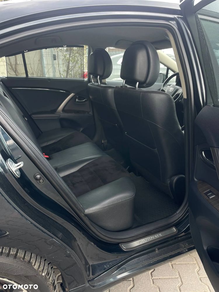 Toyota Avensis 2.2 D-CAT Prestige - 12