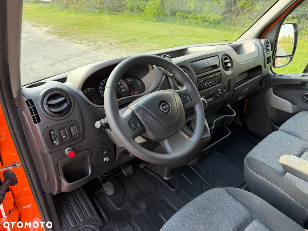 Opel Movano * 2.3 / 135KM * L2H2 / Średni / Podwyższany * Furgon / Blaszak * - 28