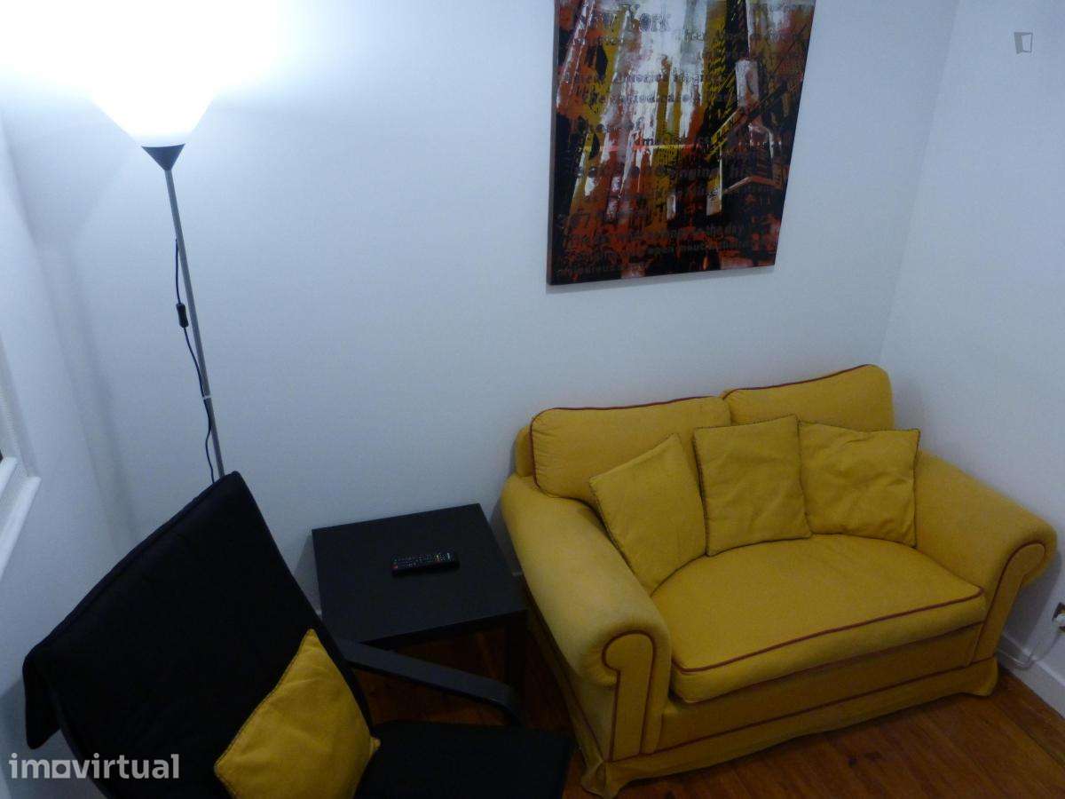 Quarto - localizado em Saldanha Lisbon - Grande imagem: 4/18