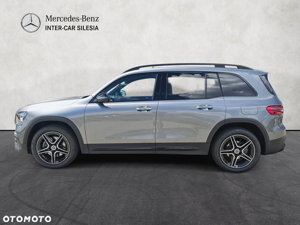 Mercedes-Benz GLB - 9