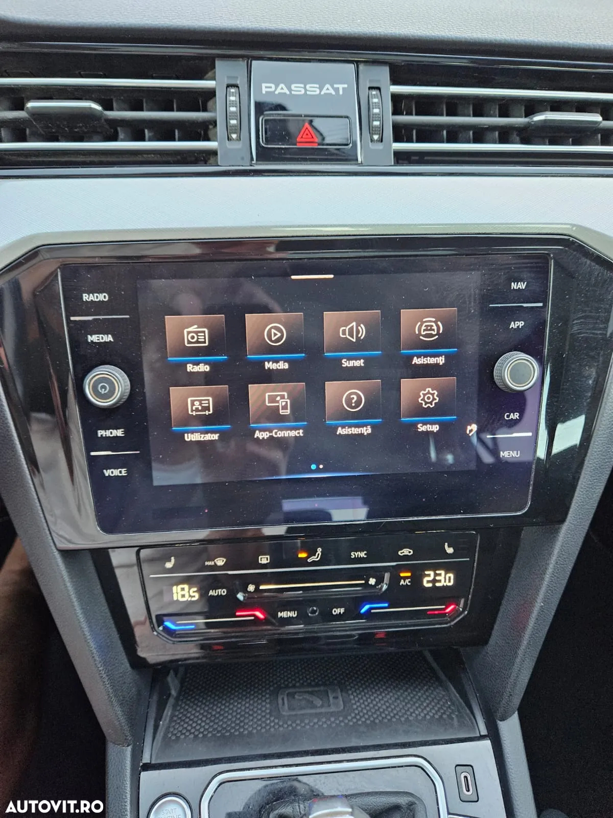 Volkswagen Passat Variant 2.0 TDI DSG Comfortline - 14