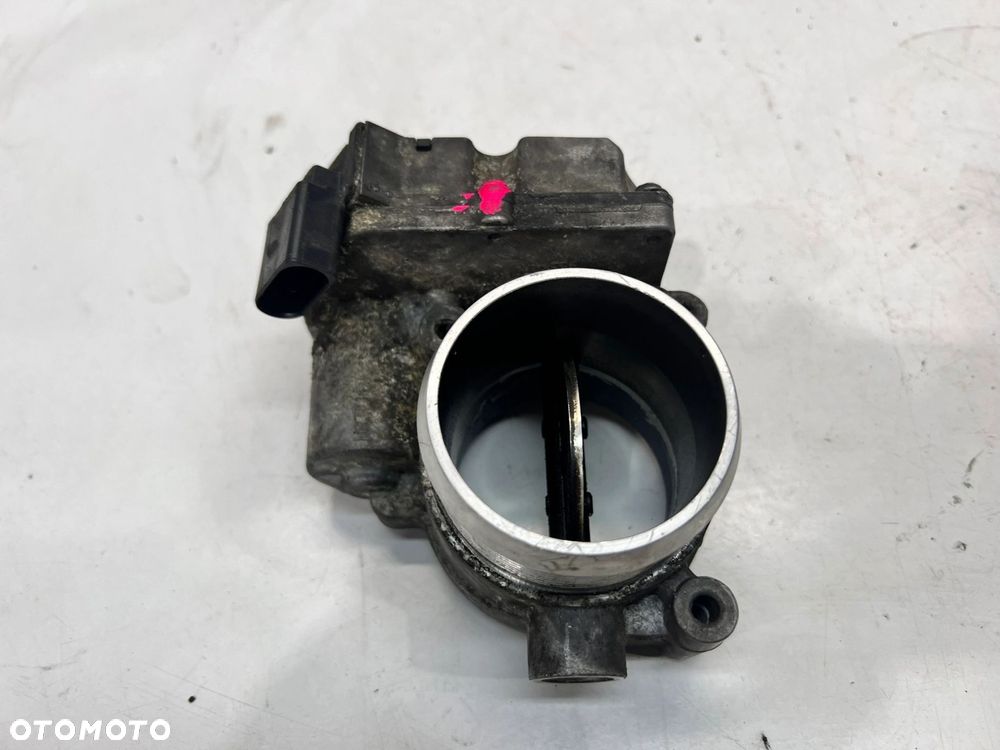 PRZEPUSTNICA KLAPA AUDI A8 D3 A6 C6 A4 B7 4E0145950H - 3