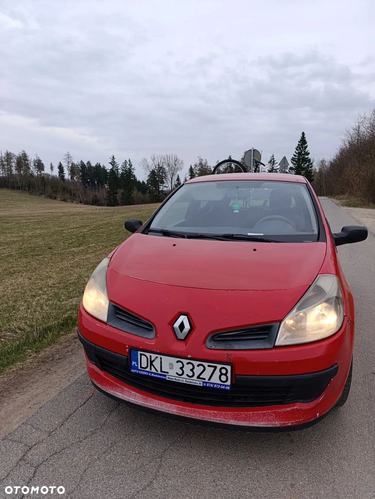 Renault Clio 1.2 16V Authentique - 1