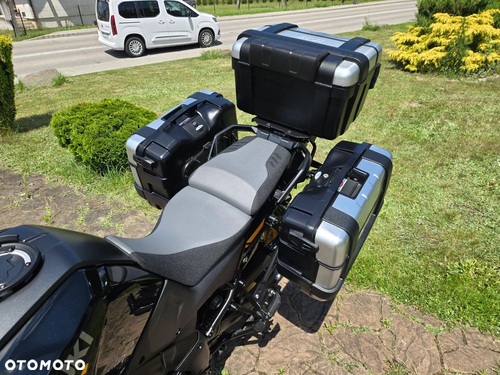 Suzuki V-STROM - 11
