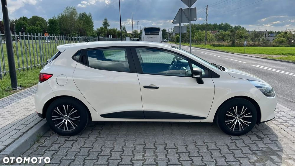 Renault Clio 1.2 16V Life - 3
