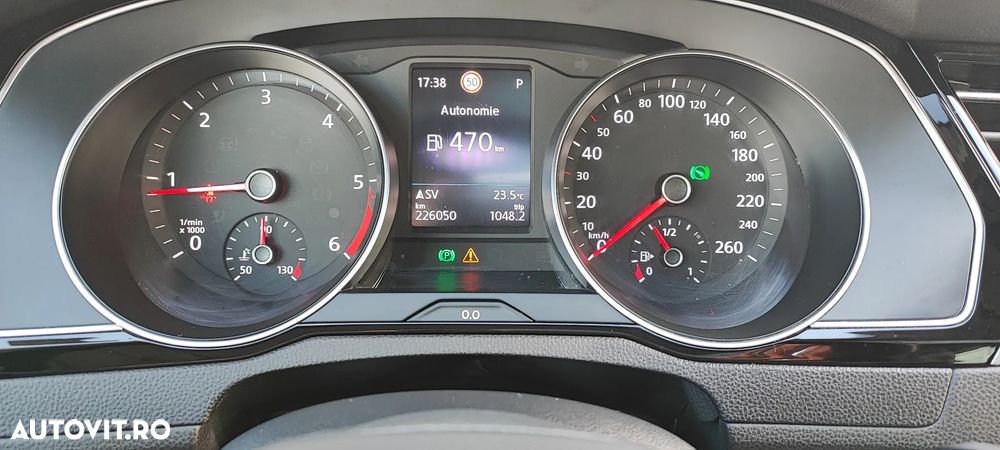 Volkswagen Passat 2.0 TDI SCR DSG Business - 36