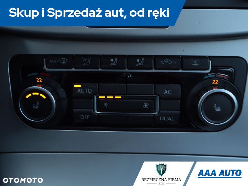 Volkswagen Passat Variant - 14