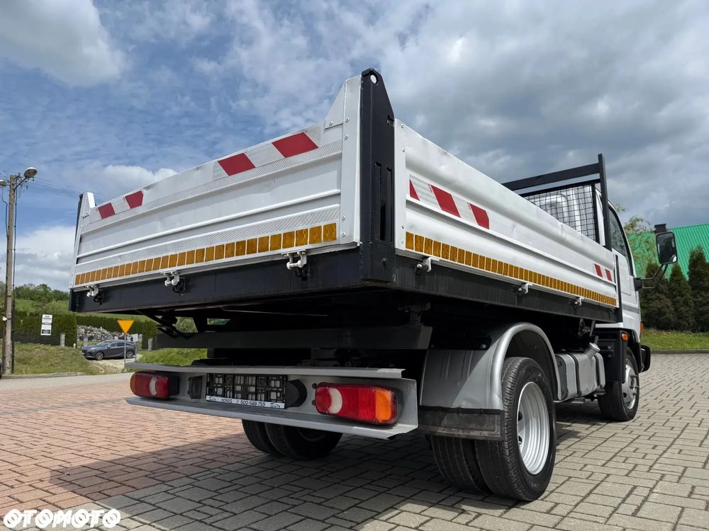 Nissan Cabstar - 5