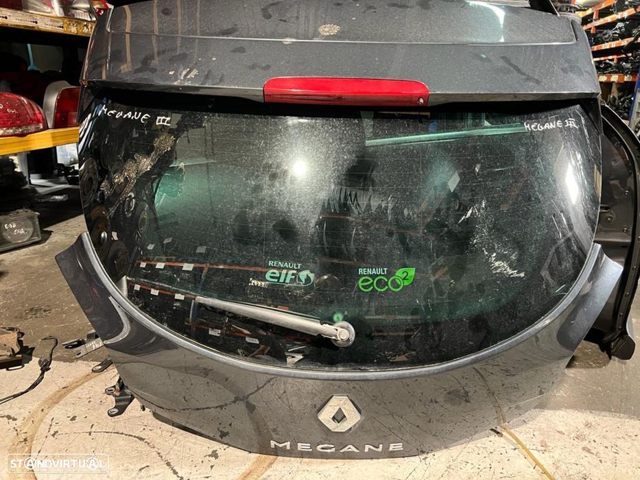 Tampa da Mala Renault Megane 3 Coupe - 1