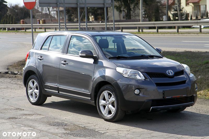Toyota Urban Cruiser 1.4 D-4D 4x4 Trek - 3