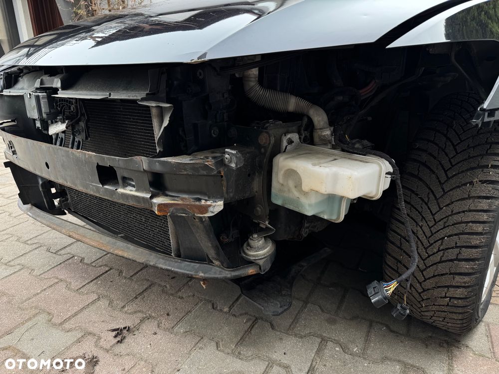 Volkswagen Passat 2.0 TDI (BlueMotion Technology) DSG Highline - 38