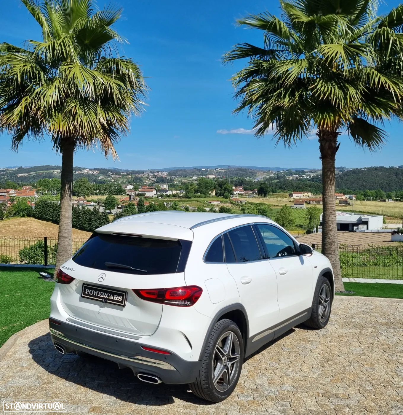 Mercedes-Benz GLA 250 e AMG Line - 12