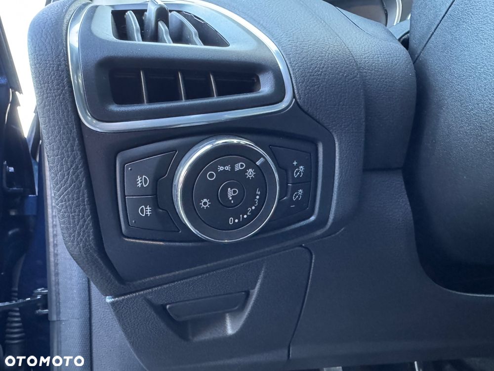 Ford Focus 1.6 EcoBoost Titanium - 14