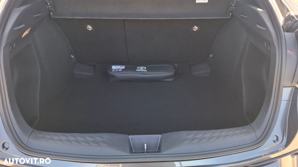 Toyota C-HR Club - 15