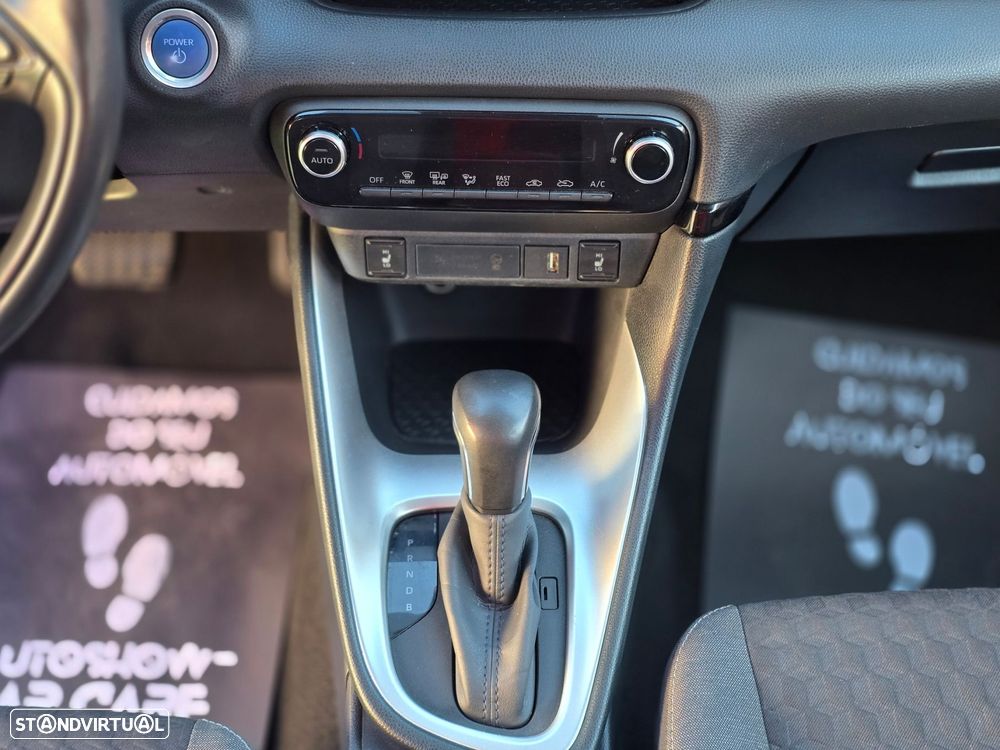 Mazda 2 1.5 L Hybrid VVT-i Pure - 22