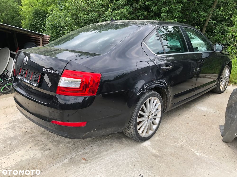 Skoda Octavia 2.0 TDI (Green tec) DSG Joy - 4