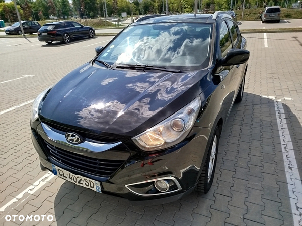 Hyundai ix35 1.7 CRDi 2WD blue Finale Gold