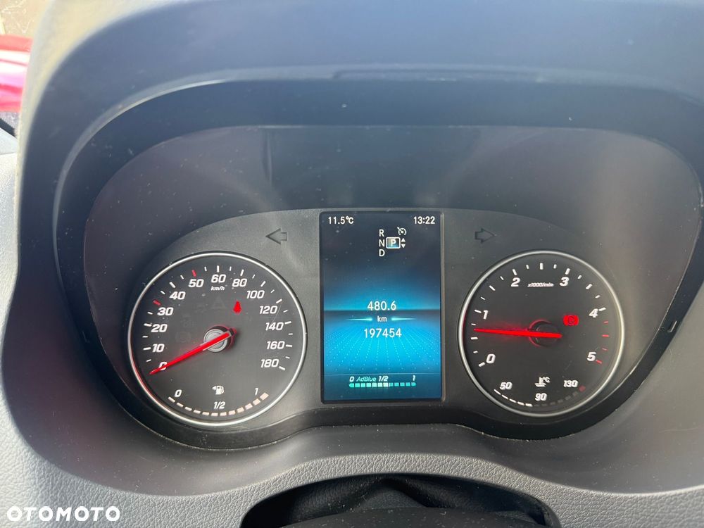 Mercedes-Benz Sprinter - 6