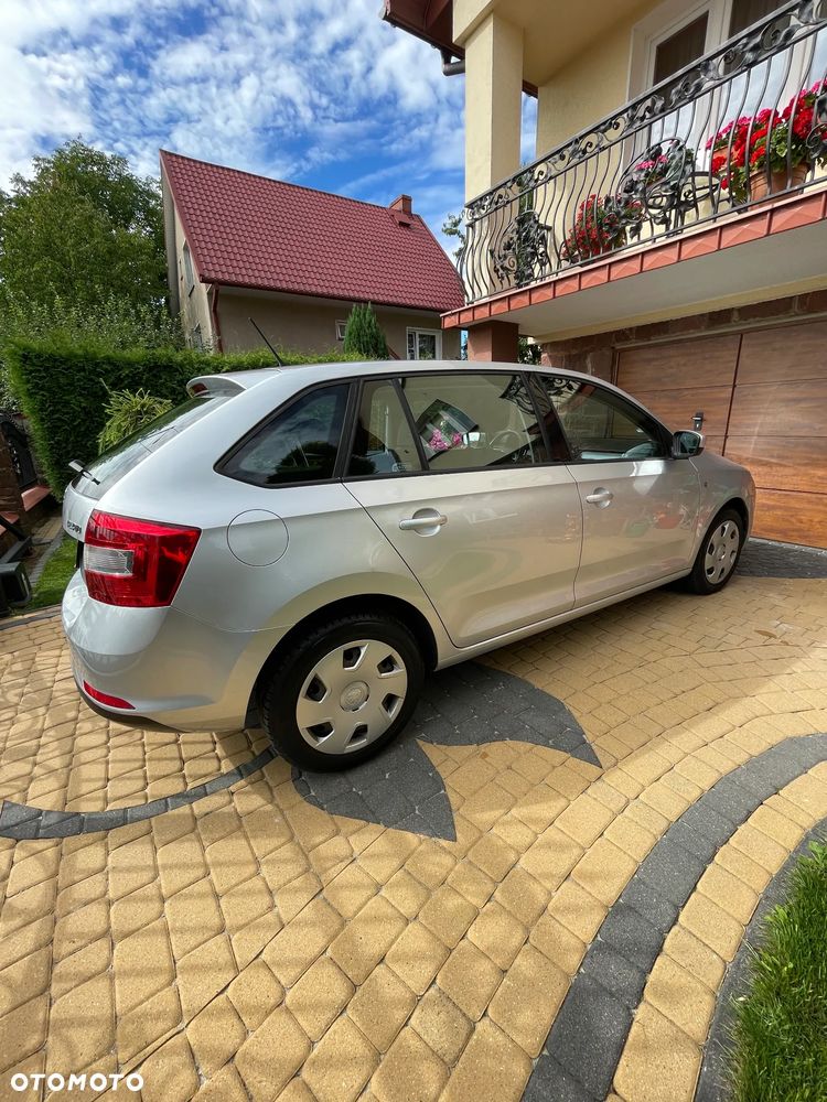 Skoda RAPID Spb 1.2 TSI Ambition - 16