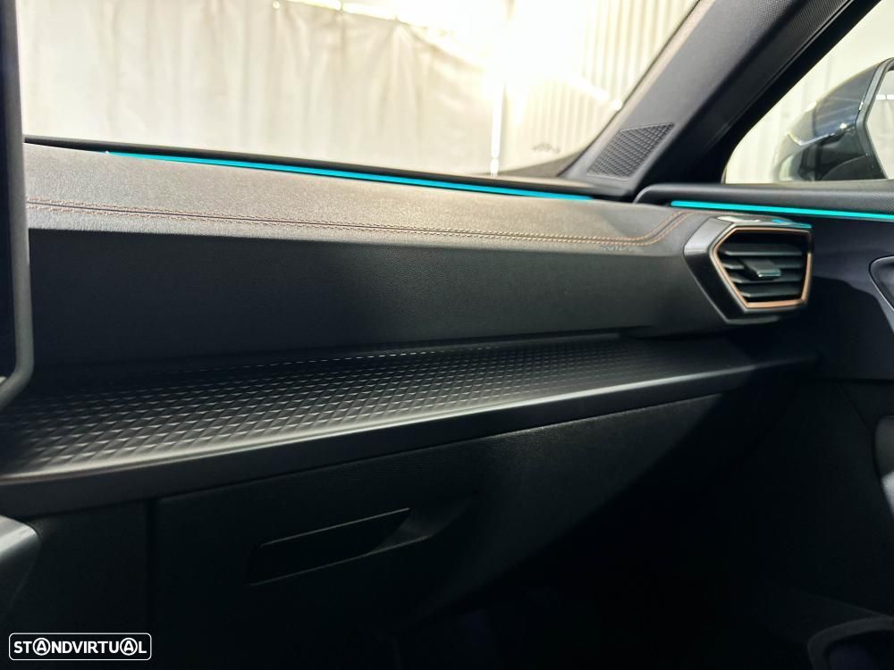 Cupra Formentor 1.5 e-Hybrid DSG VZ Black Edition - 33