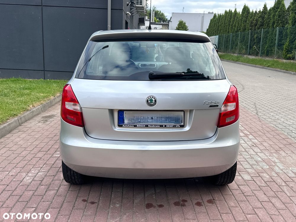 Skoda Fabia 1.4 16V Ambition - 5
