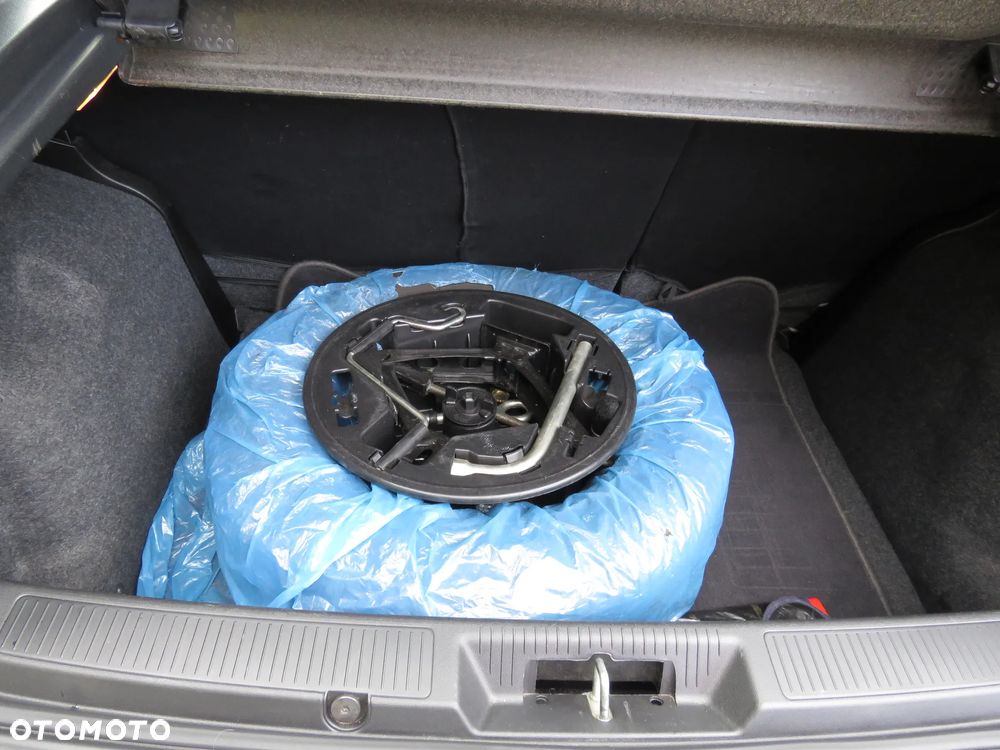 Fiat Punto 1.4 Easy S&S - 32