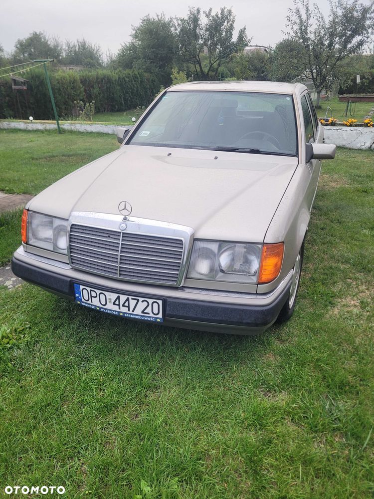 Mercedes-Benz W124 (1984-1993) - 1