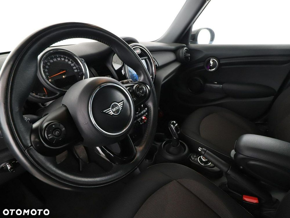 MINI ONE - 15