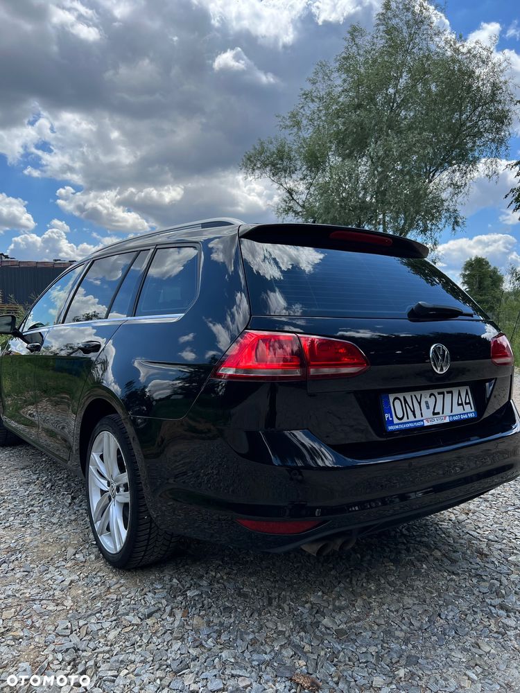 Volkswagen Golf - 8