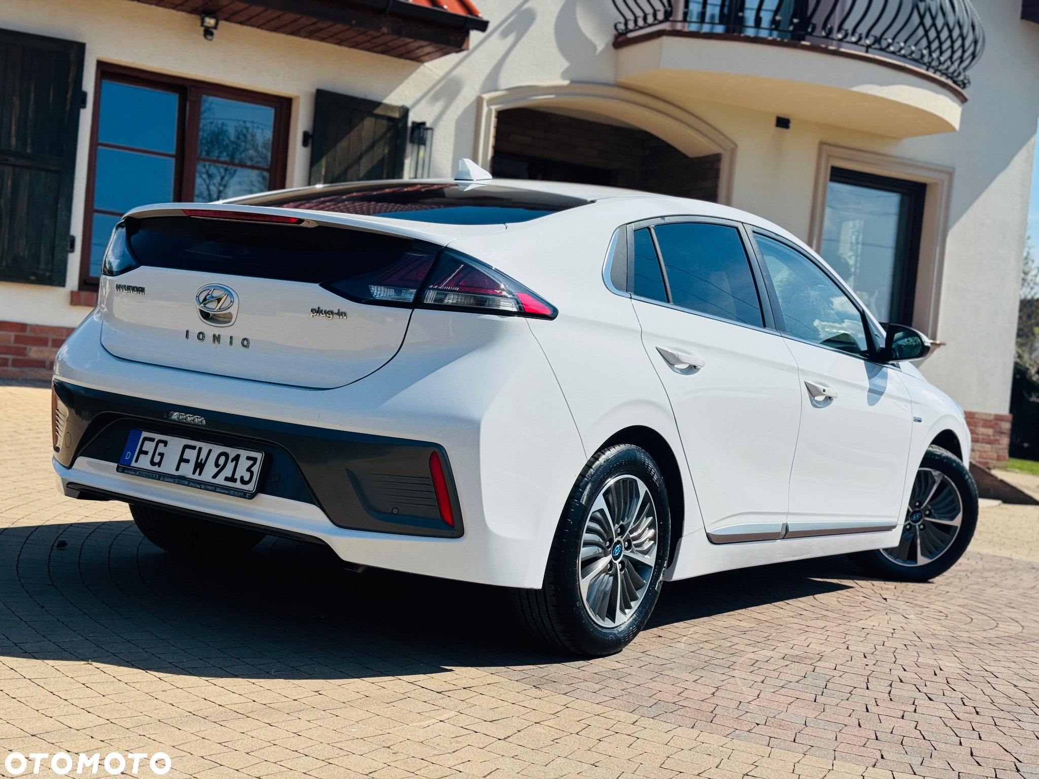 Hyundai IONIQ Plug-in-Hybrid 1.6 GDI Premium - 17