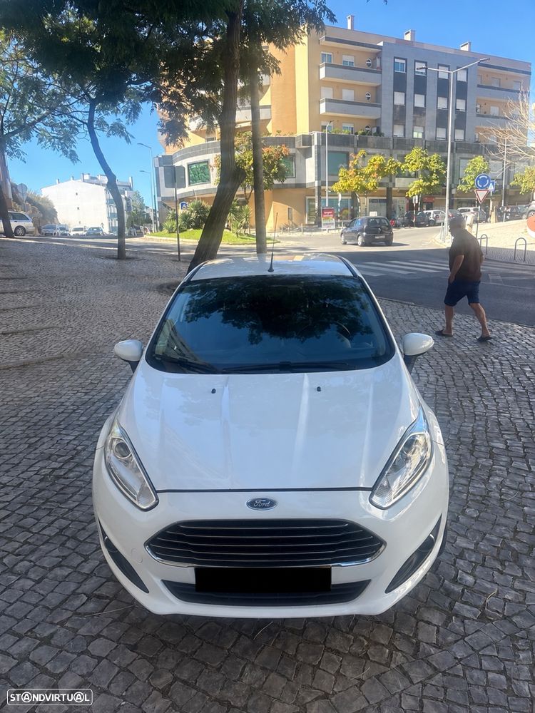 Ford Fiesta 2017 photo 2