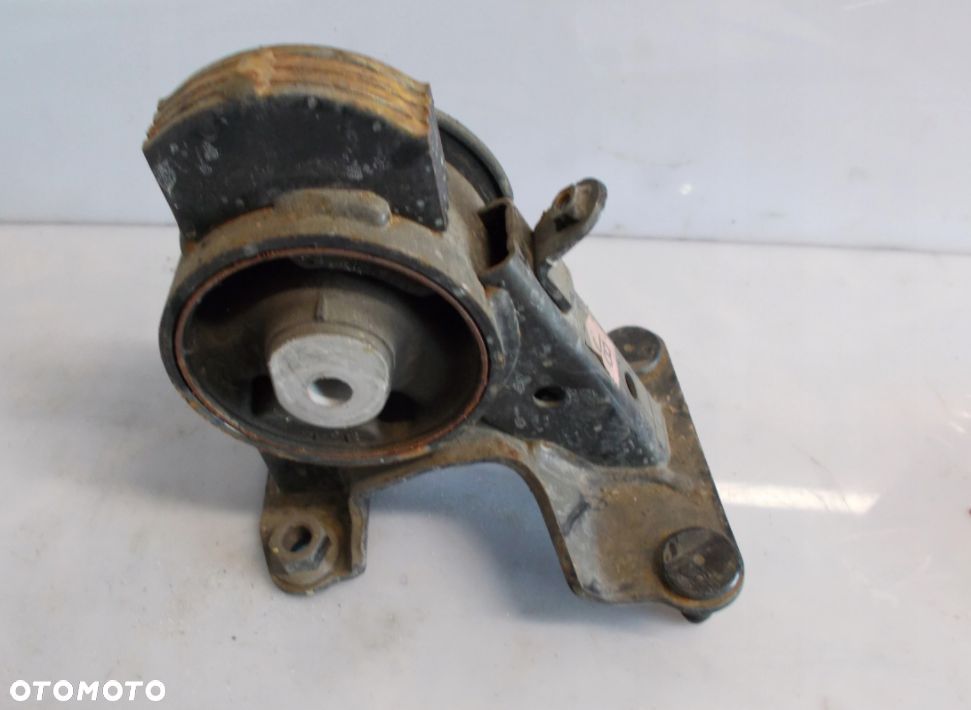 PODUSZKA SKRZYNI BIEGÓW LEXUS NX300H - 1